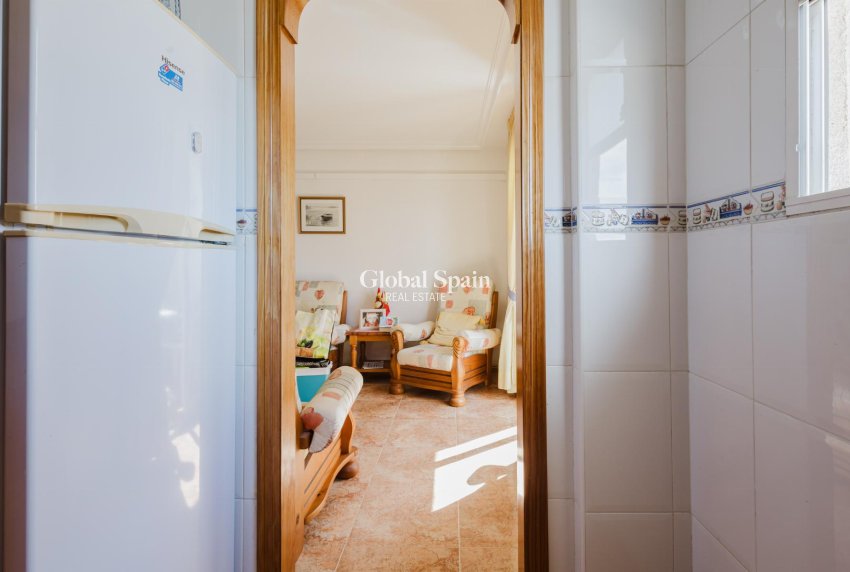 Wederverkoop - APPARTEMENT -
TORREVIEJA - Costa Blanca