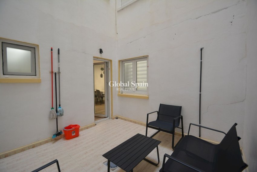 Wederverkoop - APPARTEMENT -
TORREVIEJA - Costa Blanca