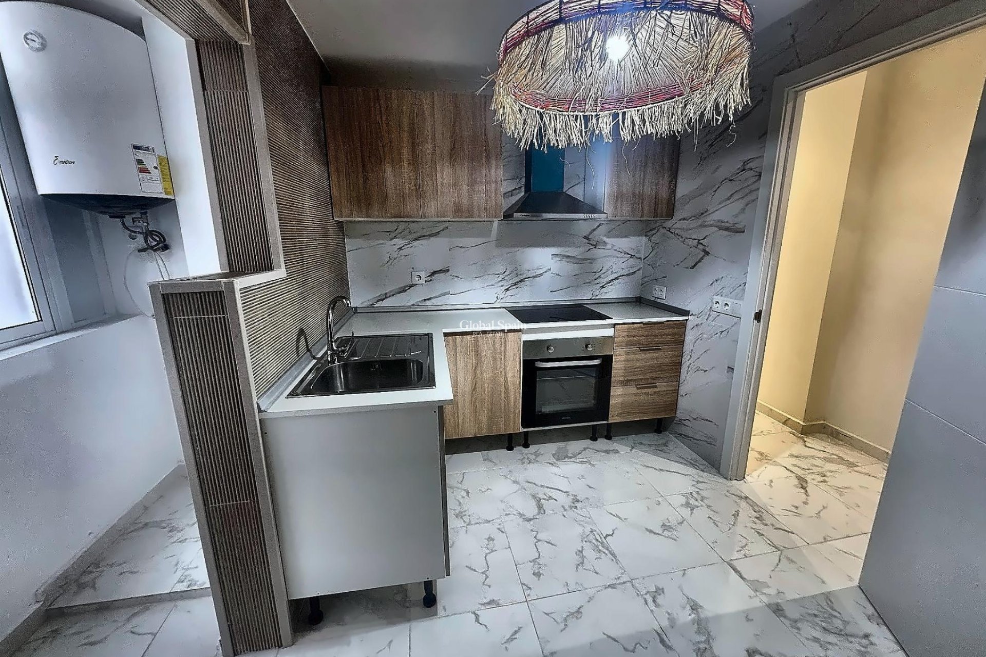 Wederverkoop - APPARTEMENT -
TORREVIEJA - Costa Blanca