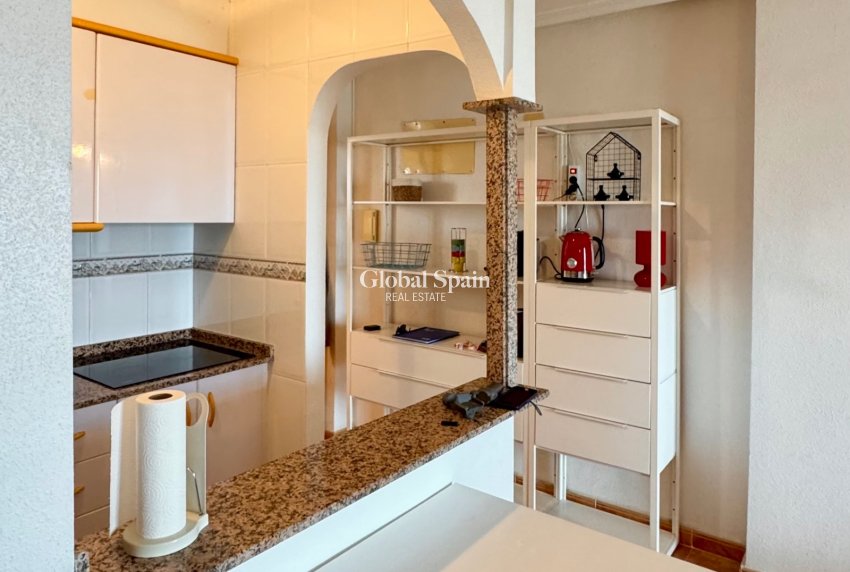 Wederverkoop - APPARTEMENT -
TORREVIEJA - Costa Blanca