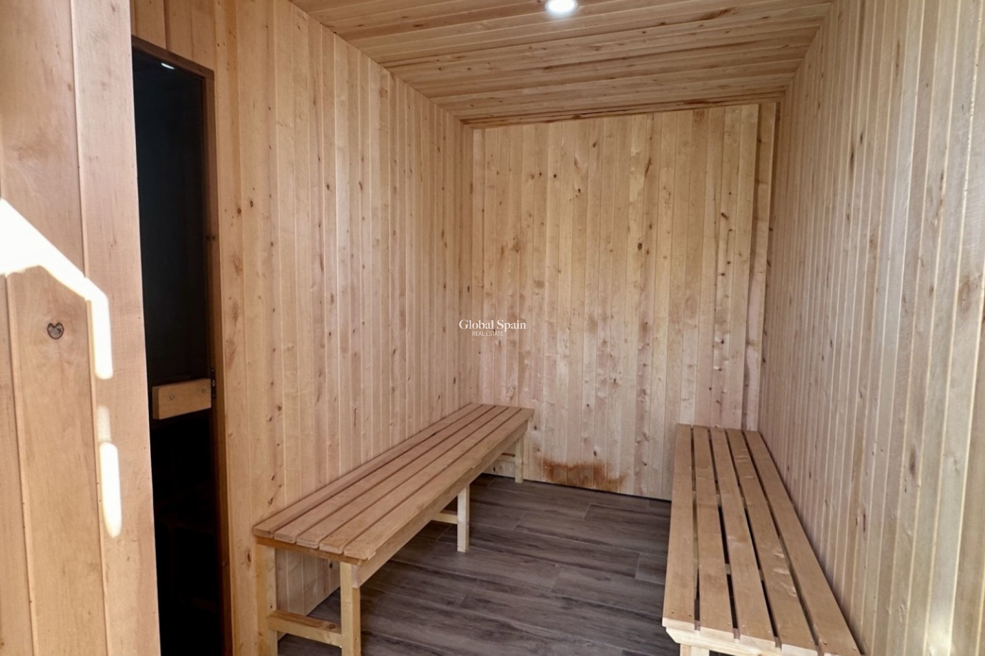 Wederverkoop - APPARTEMENT -
TORREVIEJA - Costa Blanca