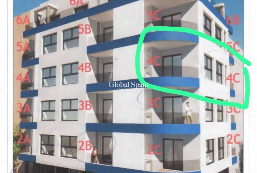 Wederverkoop - APPARTEMENT -
TORREVIEJA - Costa Blanca