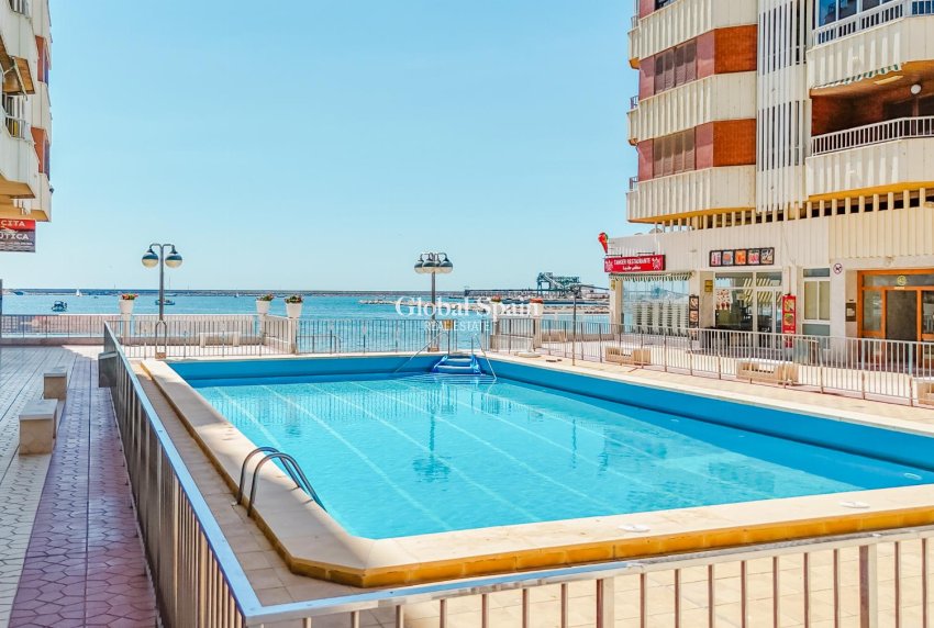 Wederverkoop - APPARTEMENT -
TORREVIEJA - Costa Blanca