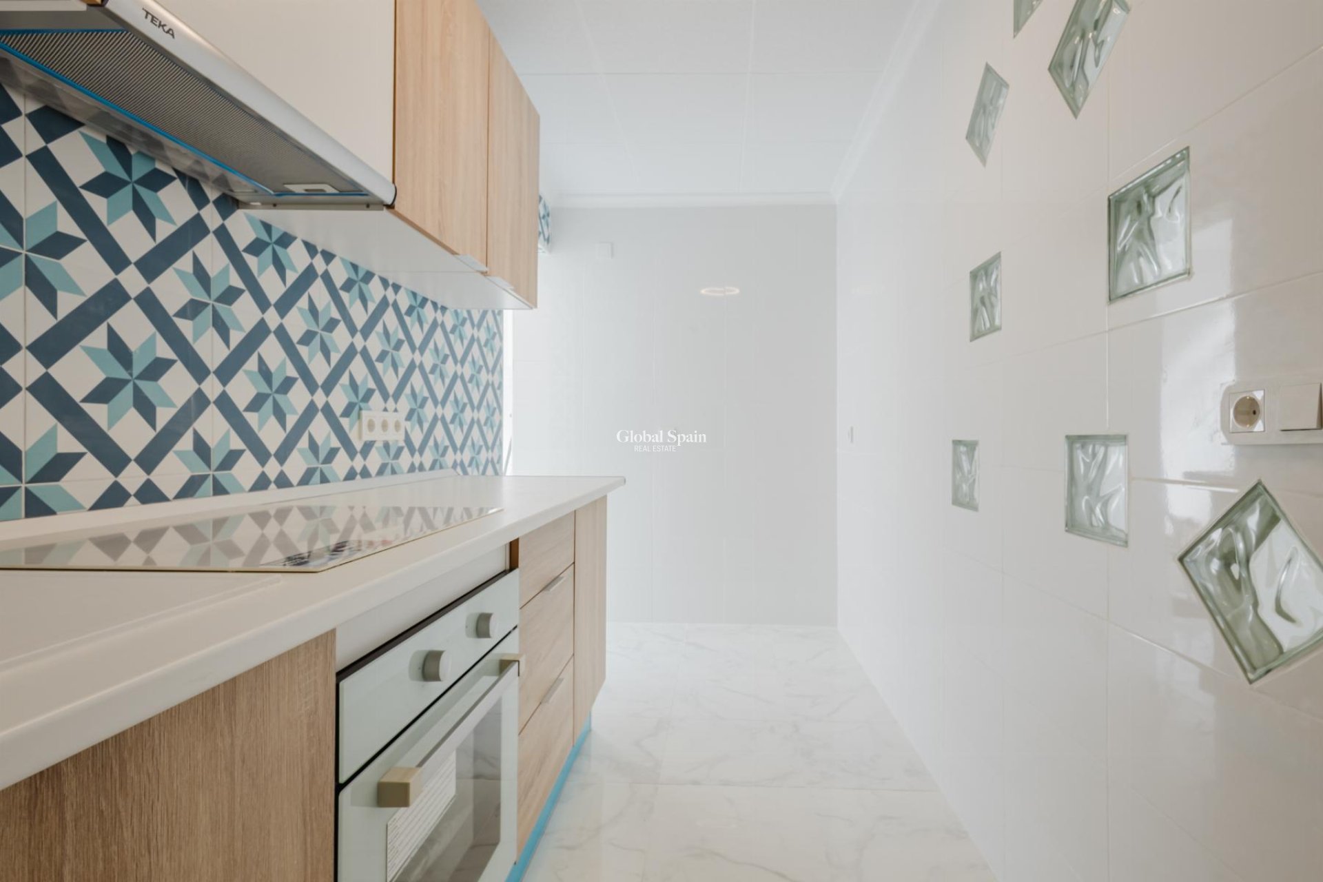 Wederverkoop - APPARTEMENT -
TORREVIEJA - Costa Blanca