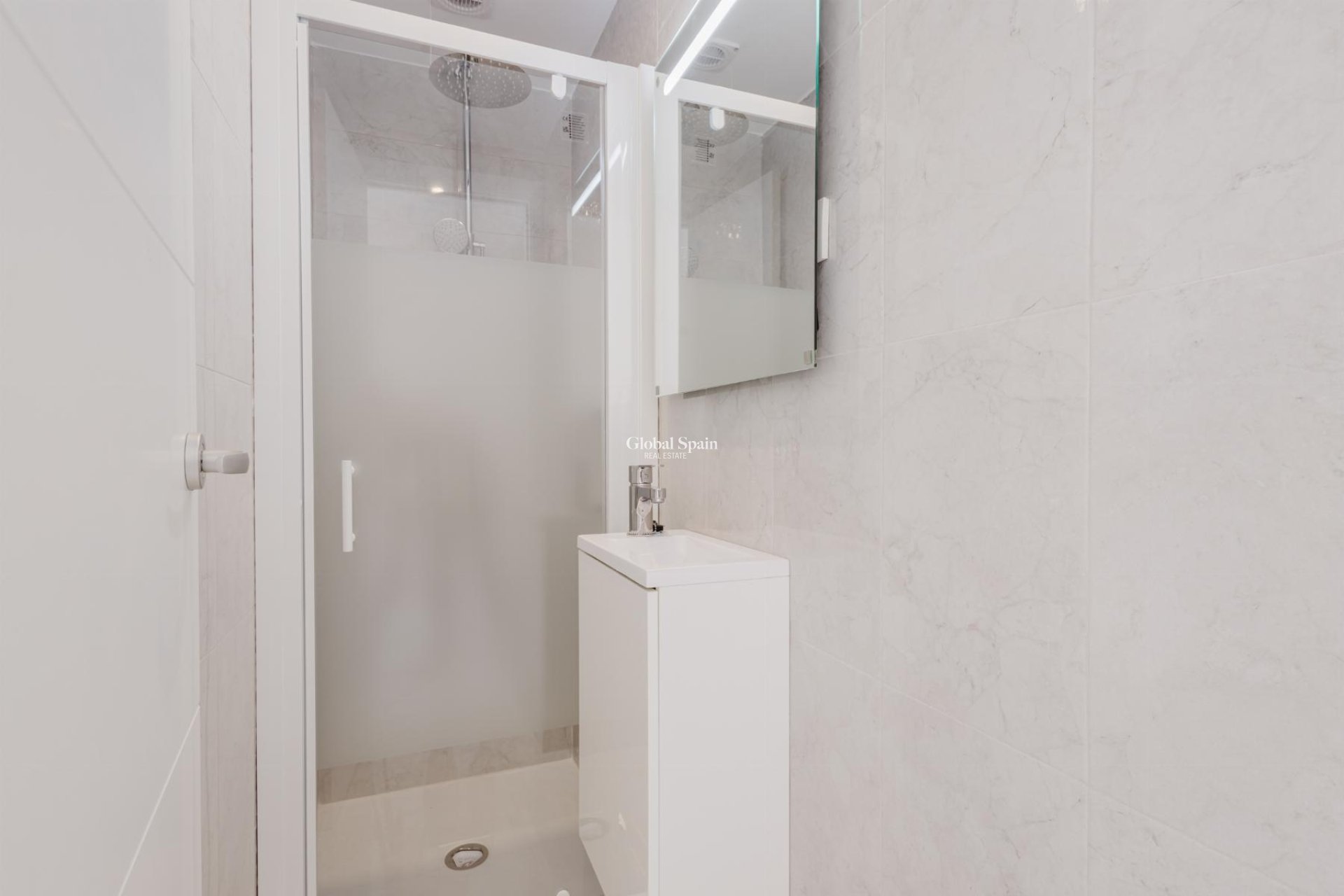 Wederverkoop - APPARTEMENT -
TORREVIEJA - Costa Blanca