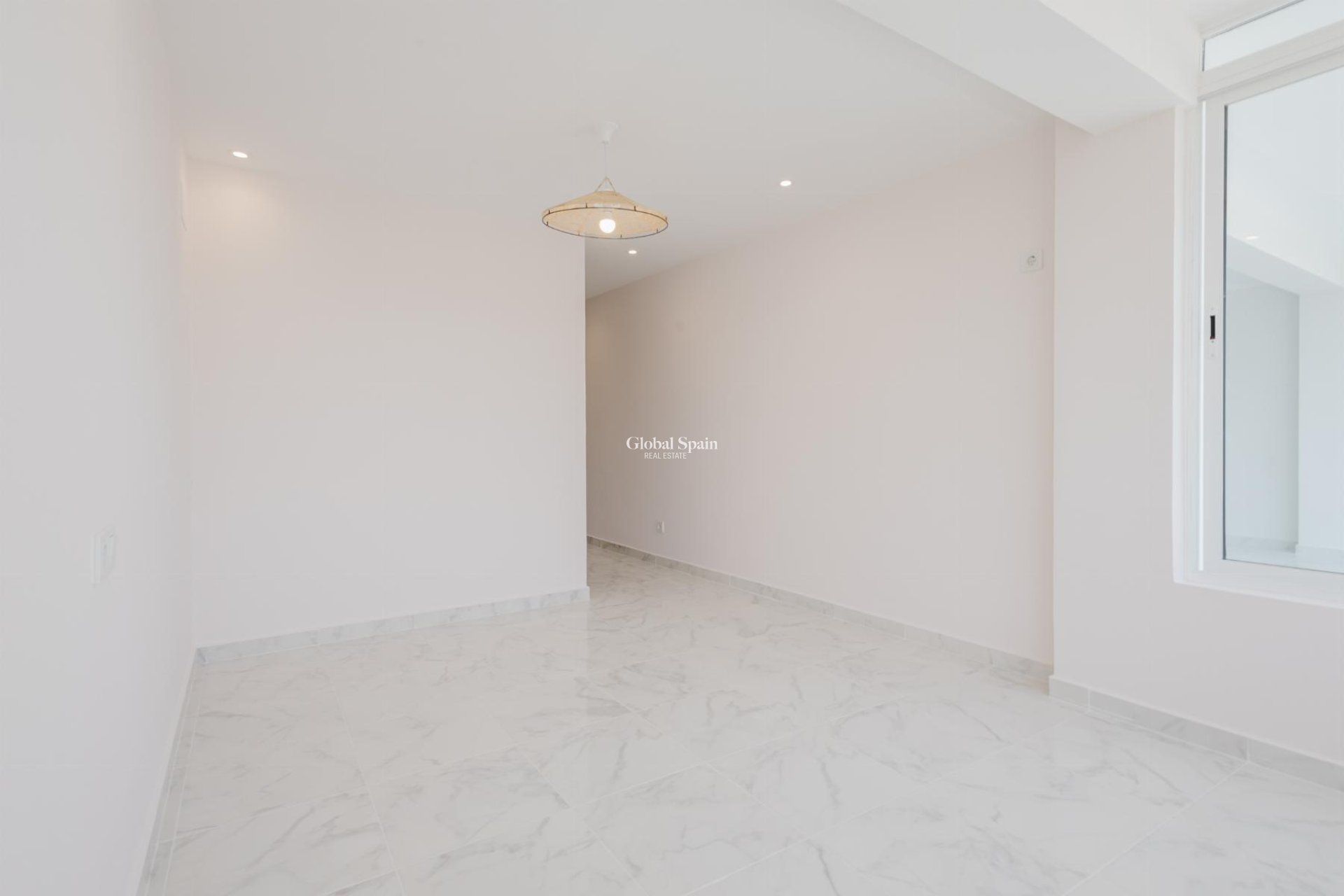 Wederverkoop - APPARTEMENT -
TORREVIEJA - Costa Blanca