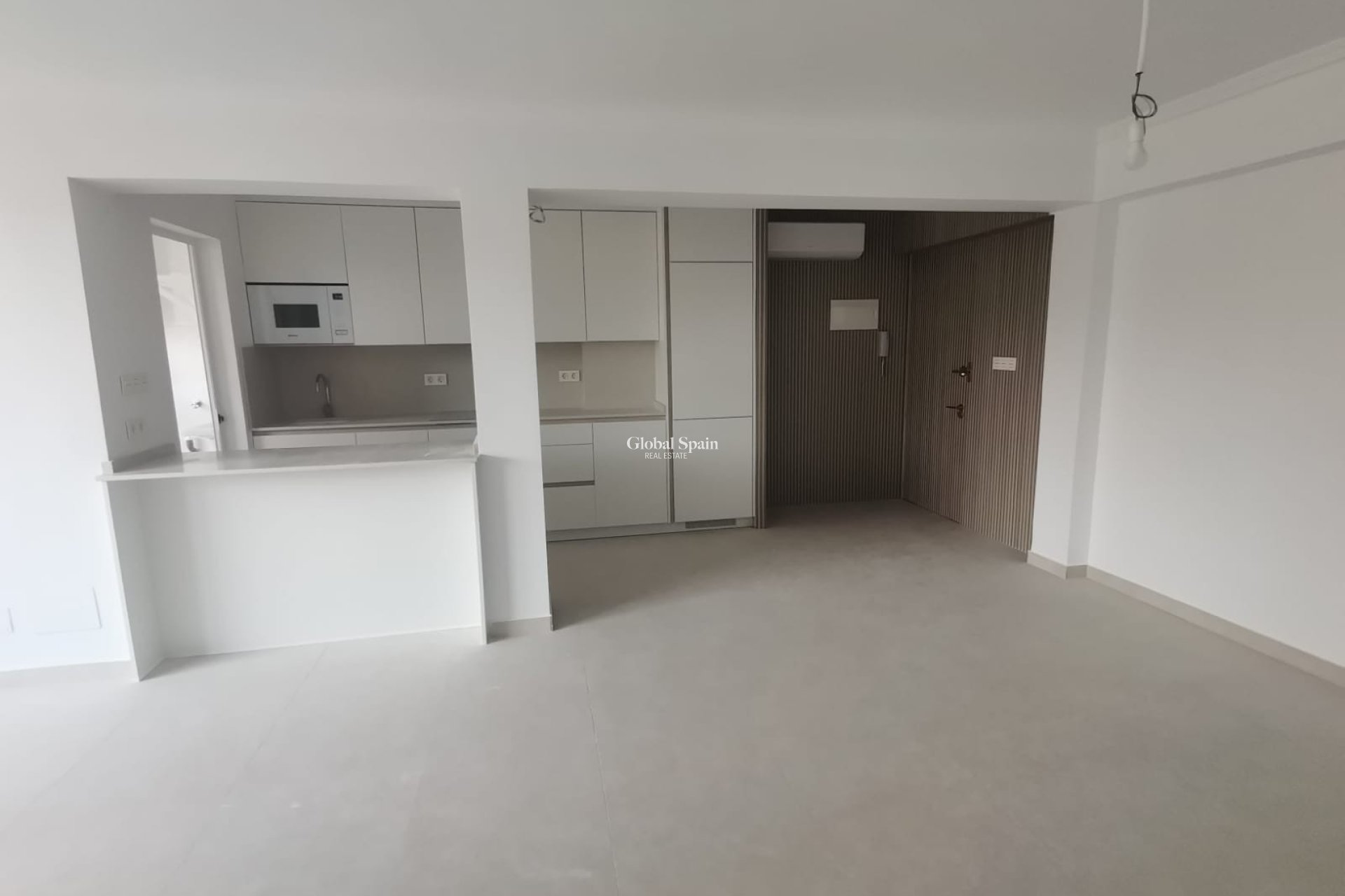 Wederverkoop - APPARTEMENT -
TORREVIEJA - Costa Blanca