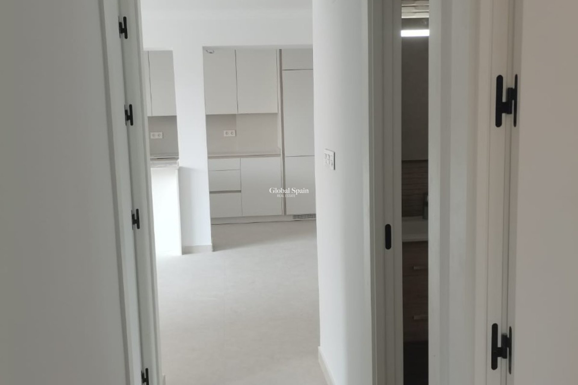 Wederverkoop - APPARTEMENT -
TORREVIEJA - Costa Blanca