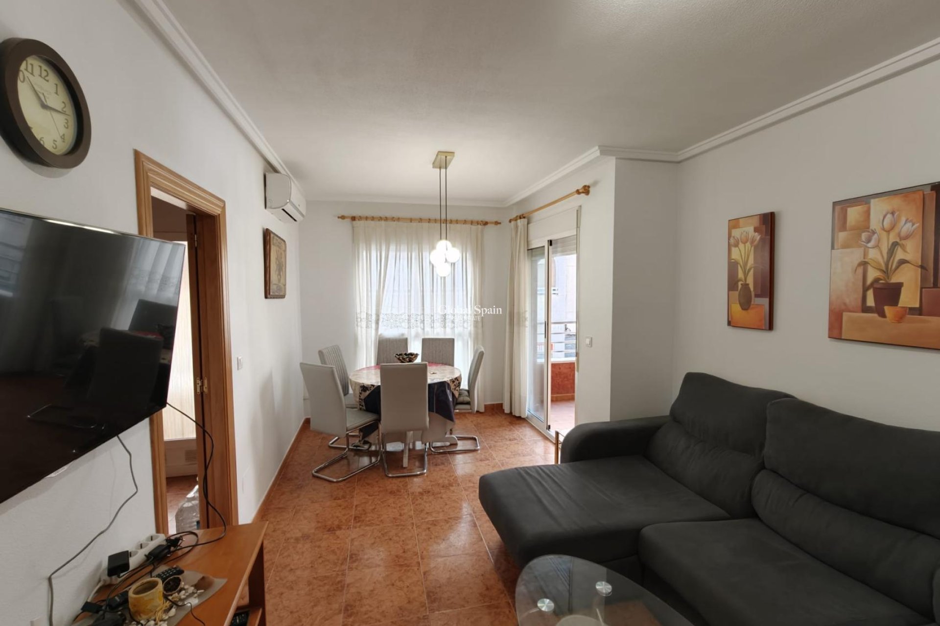 Wederverkoop - APPARTEMENT -
TORREVIEJA - Costa Blanca