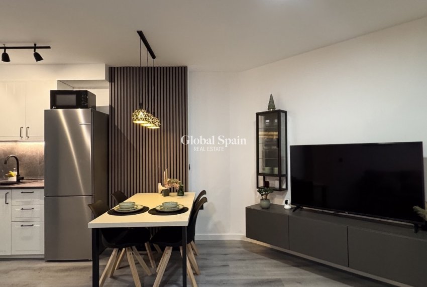 Wederverkoop - APPARTEMENT -
TORREVIEJA - Costa Blanca