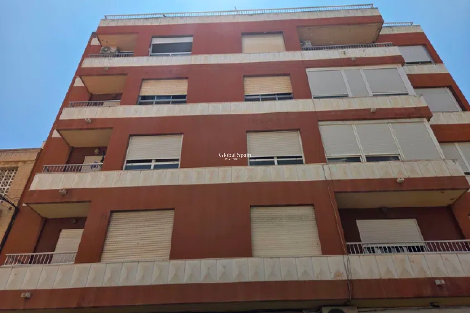 Wederverkoop - APPARTEMENT -
TORREVIEJA - Costa Blanca