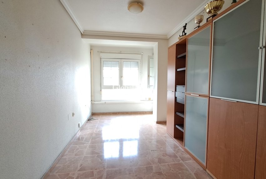 Wederverkoop - APPARTEMENT -
TORREVIEJA - Costa Blanca