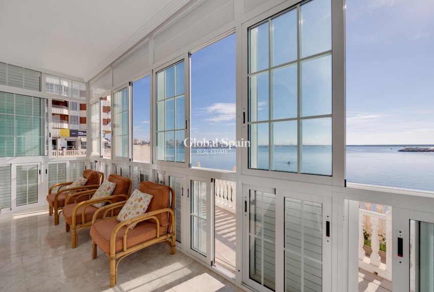 Wederverkoop - APPARTEMENT -
TORREVIEJA - Costa Blanca