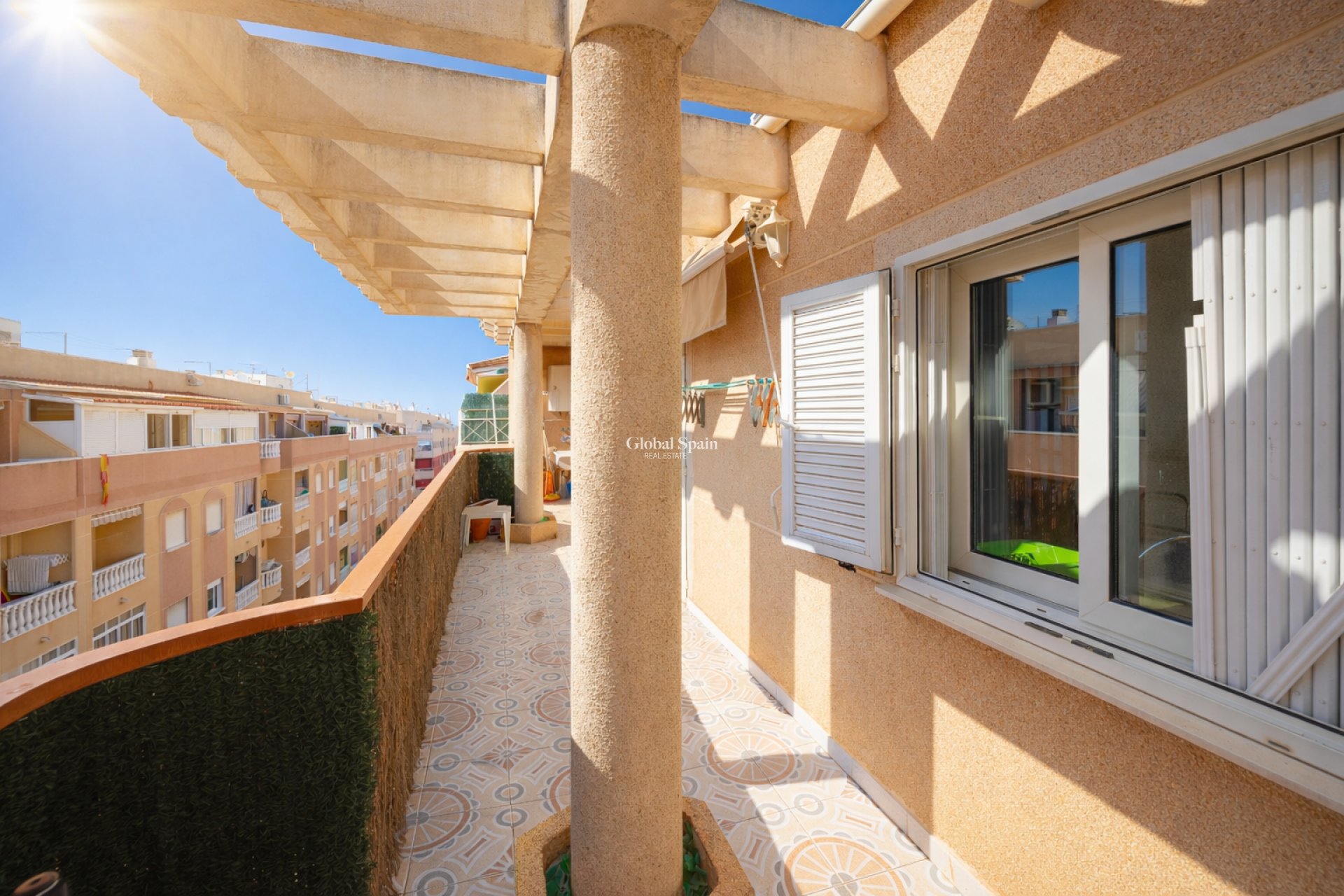 Wederverkoop - APPARTEMENT -
TORREVIEJA - Costa Blanca