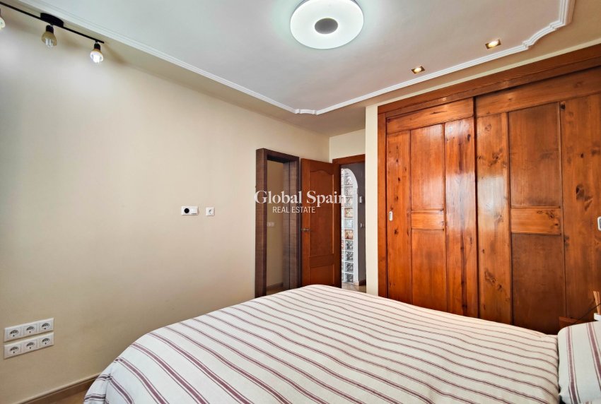 Wederverkoop - APPARTEMENT -
TORREVIEJA - Costa Blanca