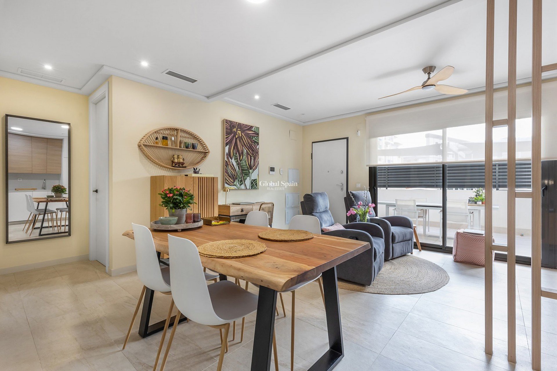 Wederverkoop - APPARTEMENT -
TORREVIEJA - Costa Blanca