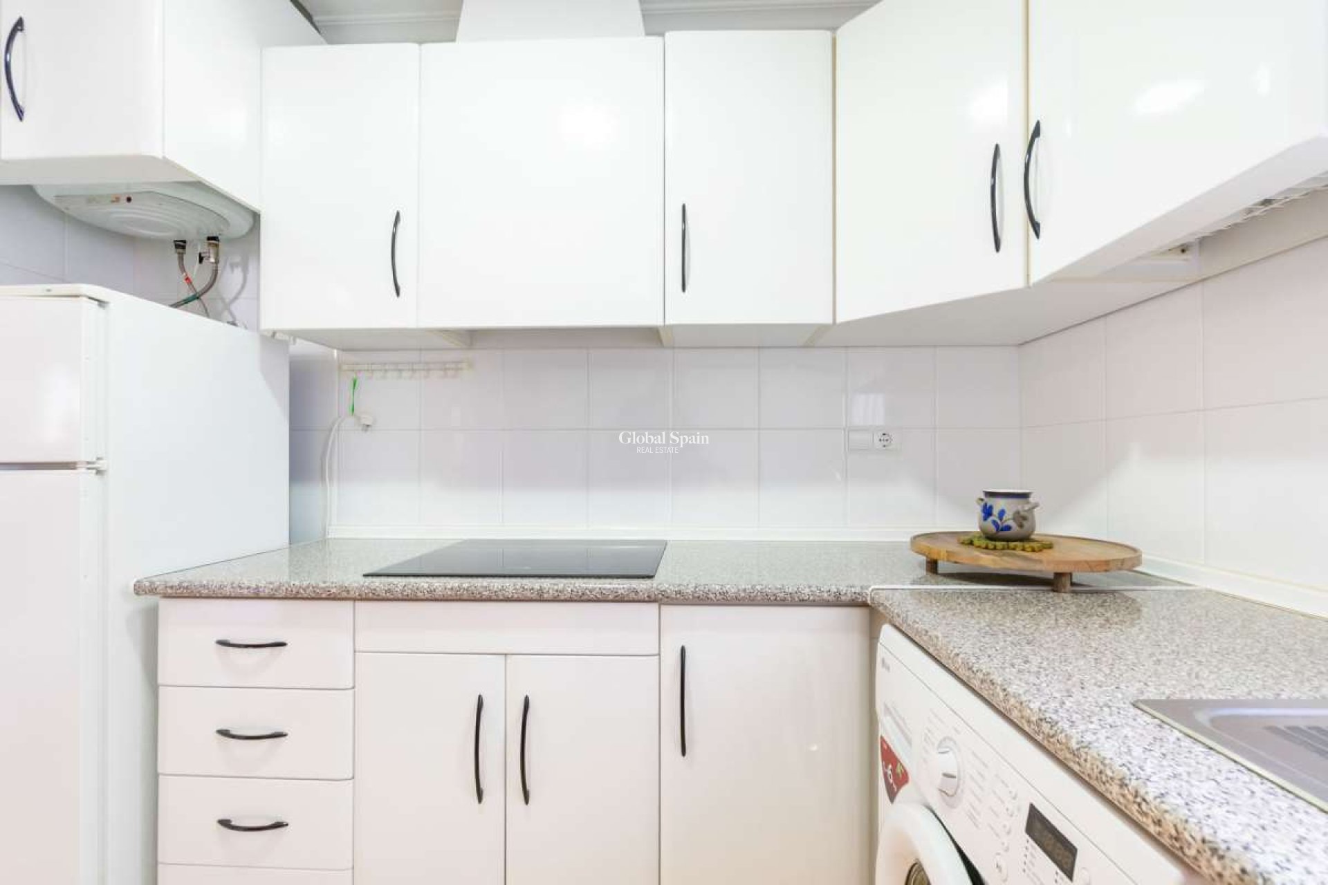 Wederverkoop - APPARTEMENT -
TORREVIEJA - Costa Blanca