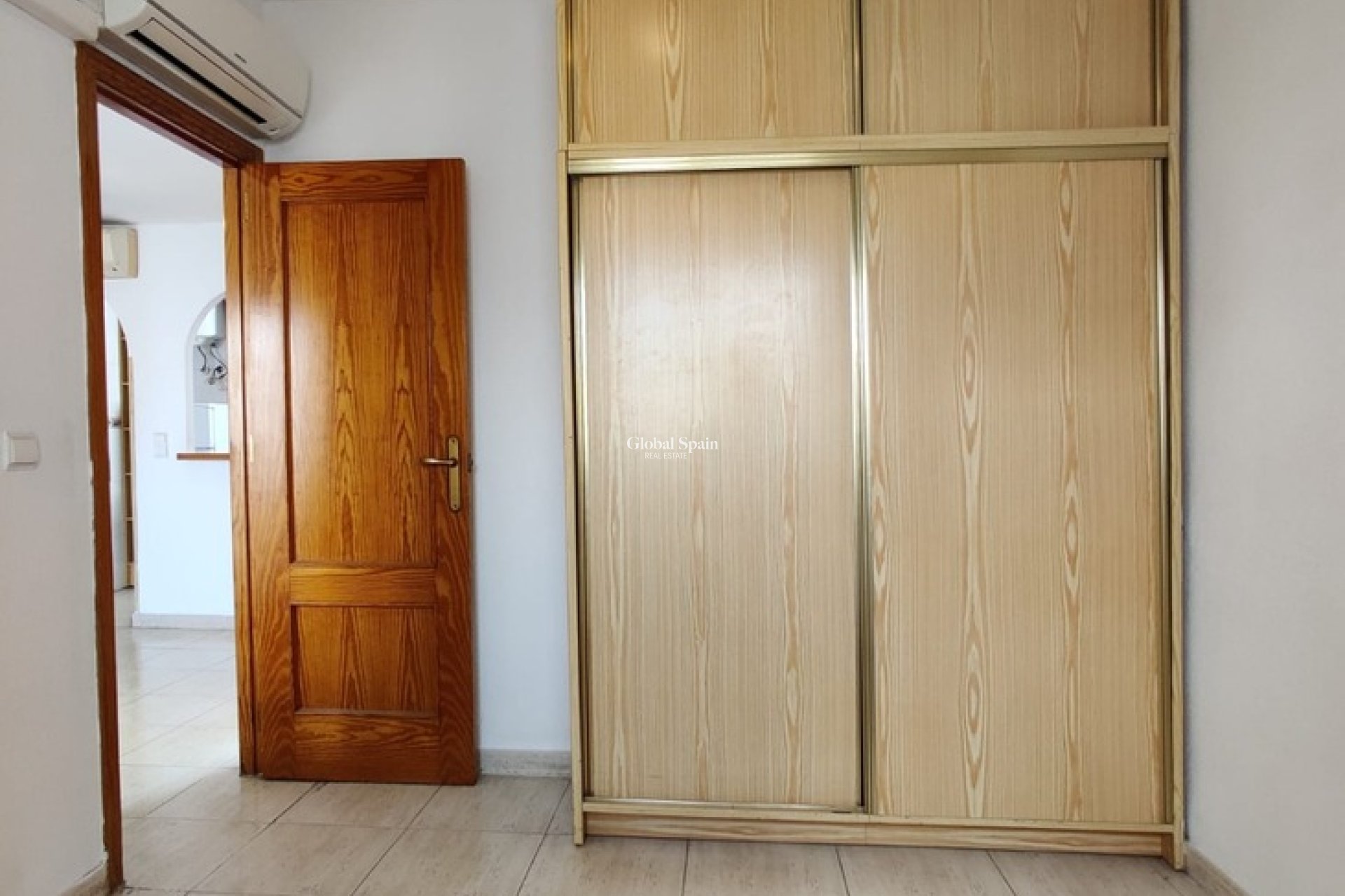 Wederverkoop - APPARTEMENT -
TORREVIEJA - Costa Blanca