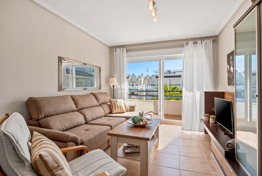 Wederverkoop - APPARTEMENT -
TORREVIEJA - Costa Blanca