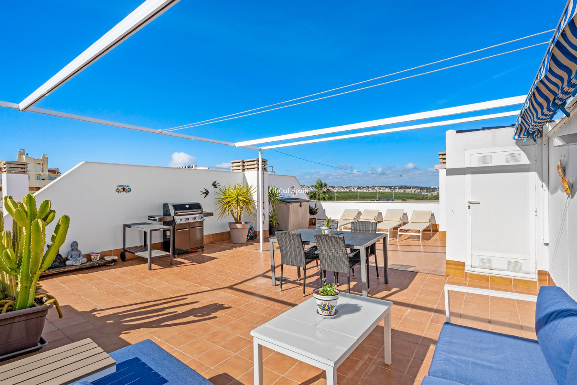 Wederverkoop - APPARTEMENT -
TORREVIEJA - Costa Blanca