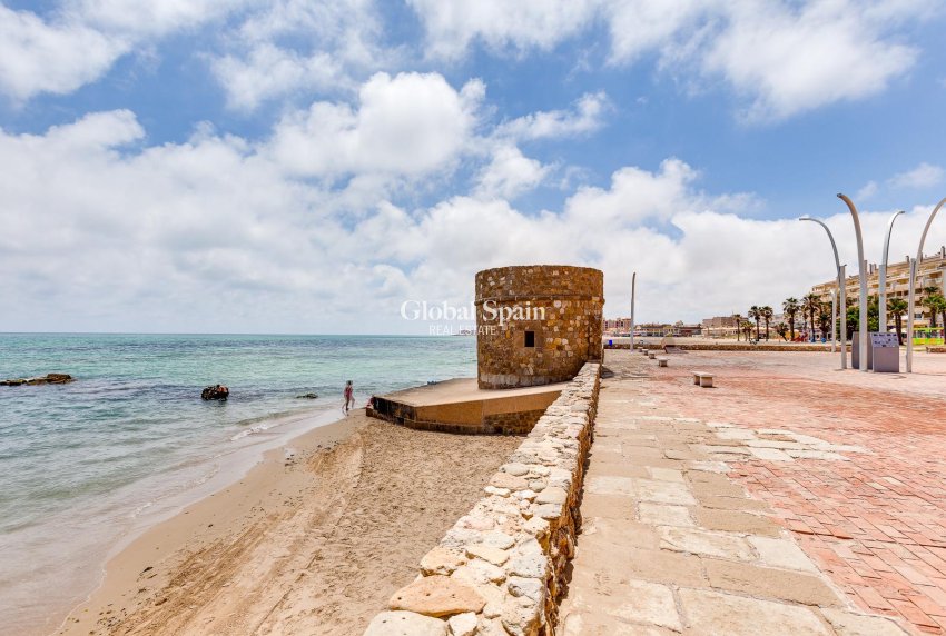 Wederverkoop - APPARTEMENT -
TORREVIEJA - Costa Blanca