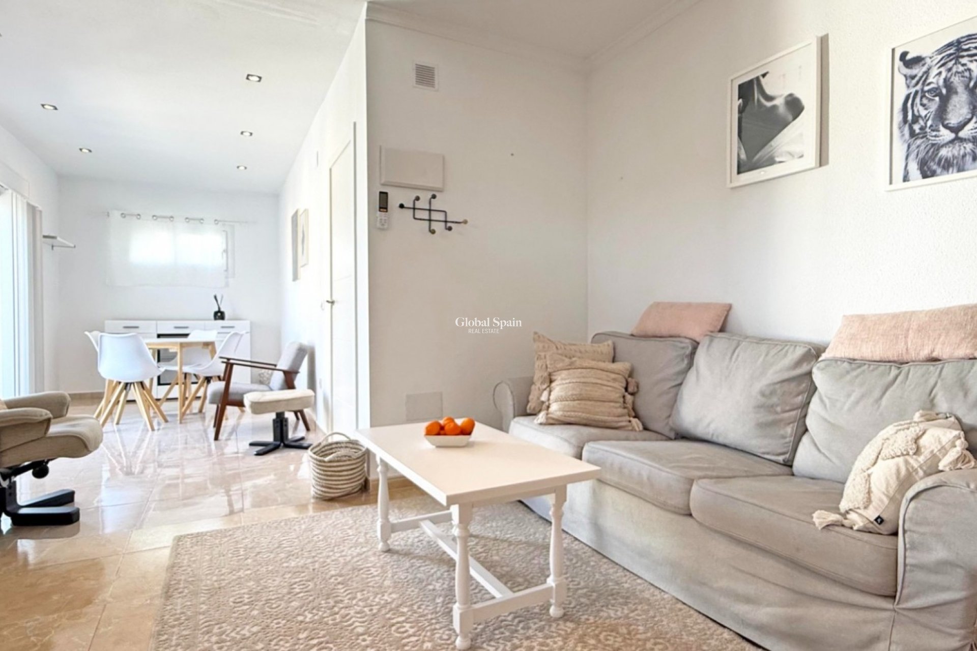 Wederverkoop - APPARTEMENT -
TORREVIEJA - Costa Blanca