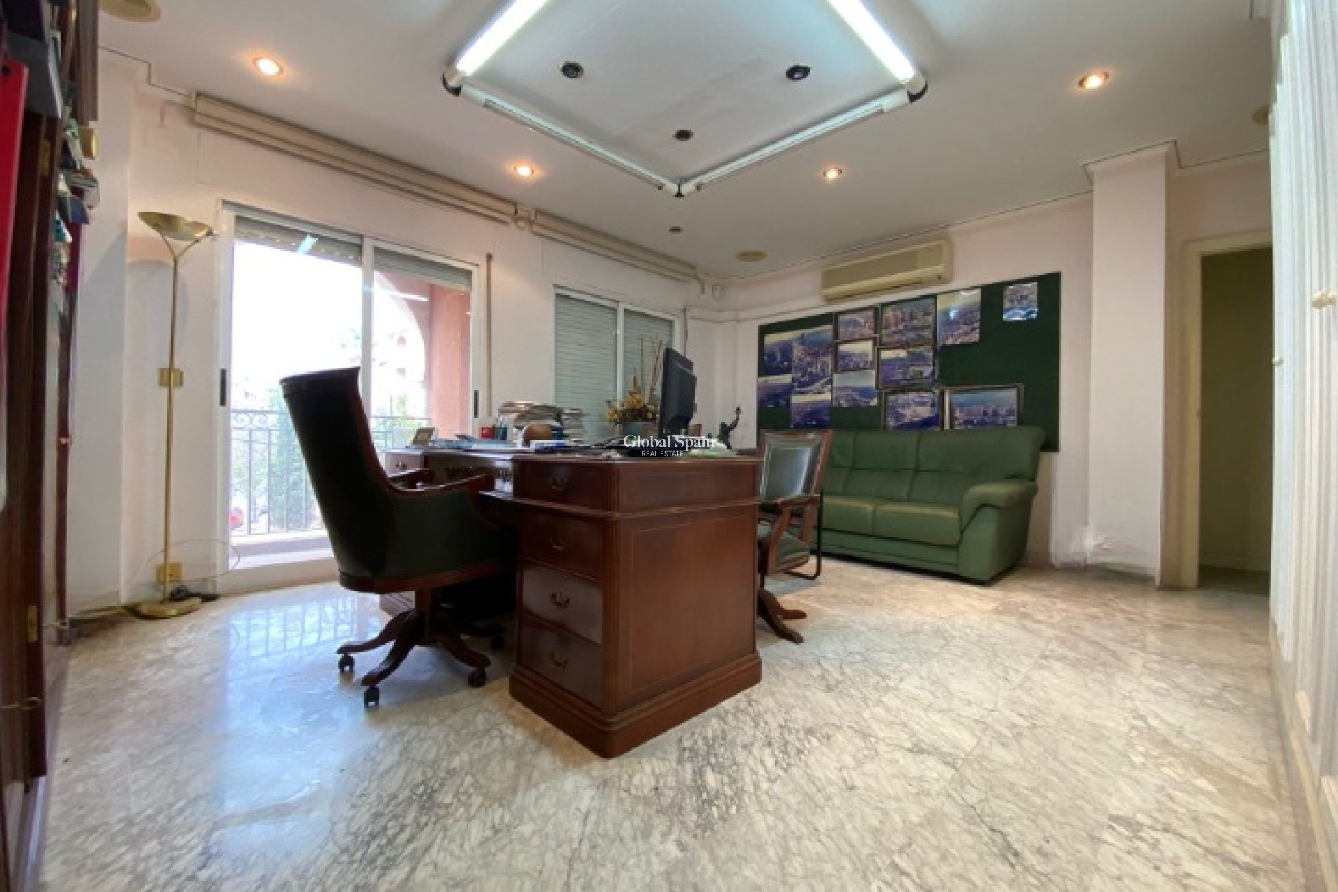 Wederverkoop - APPARTEMENT -
TORREVIEJA - Costa Blanca