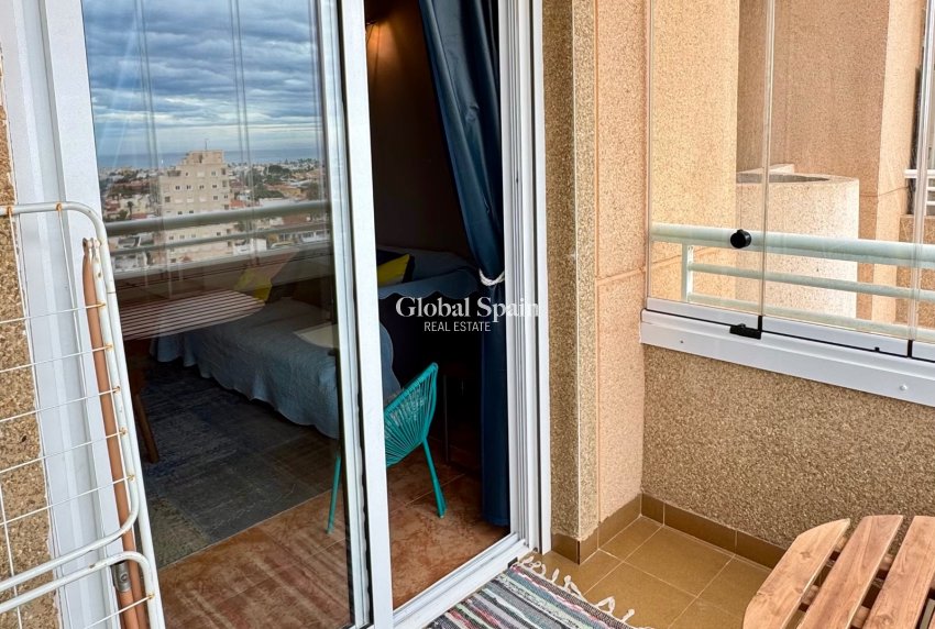 Wederverkoop - APPARTEMENT -
TORREVIEJA - Costa Blanca