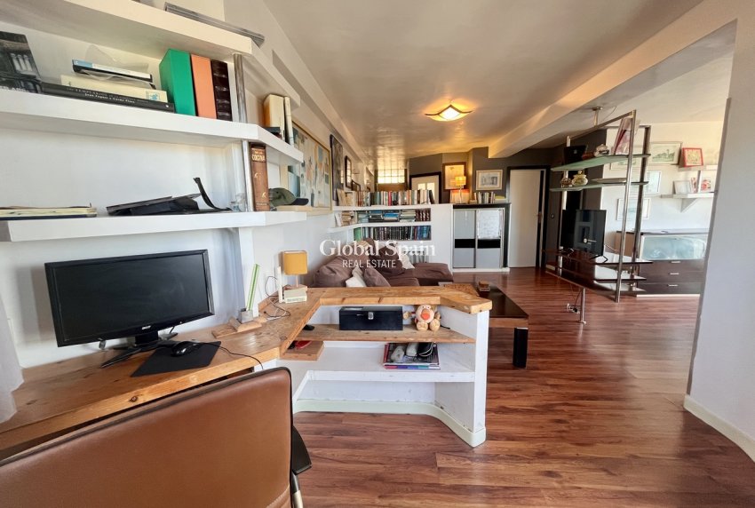 Wederverkoop - APPARTEMENT -
TORREVIEJA - Costa Blanca