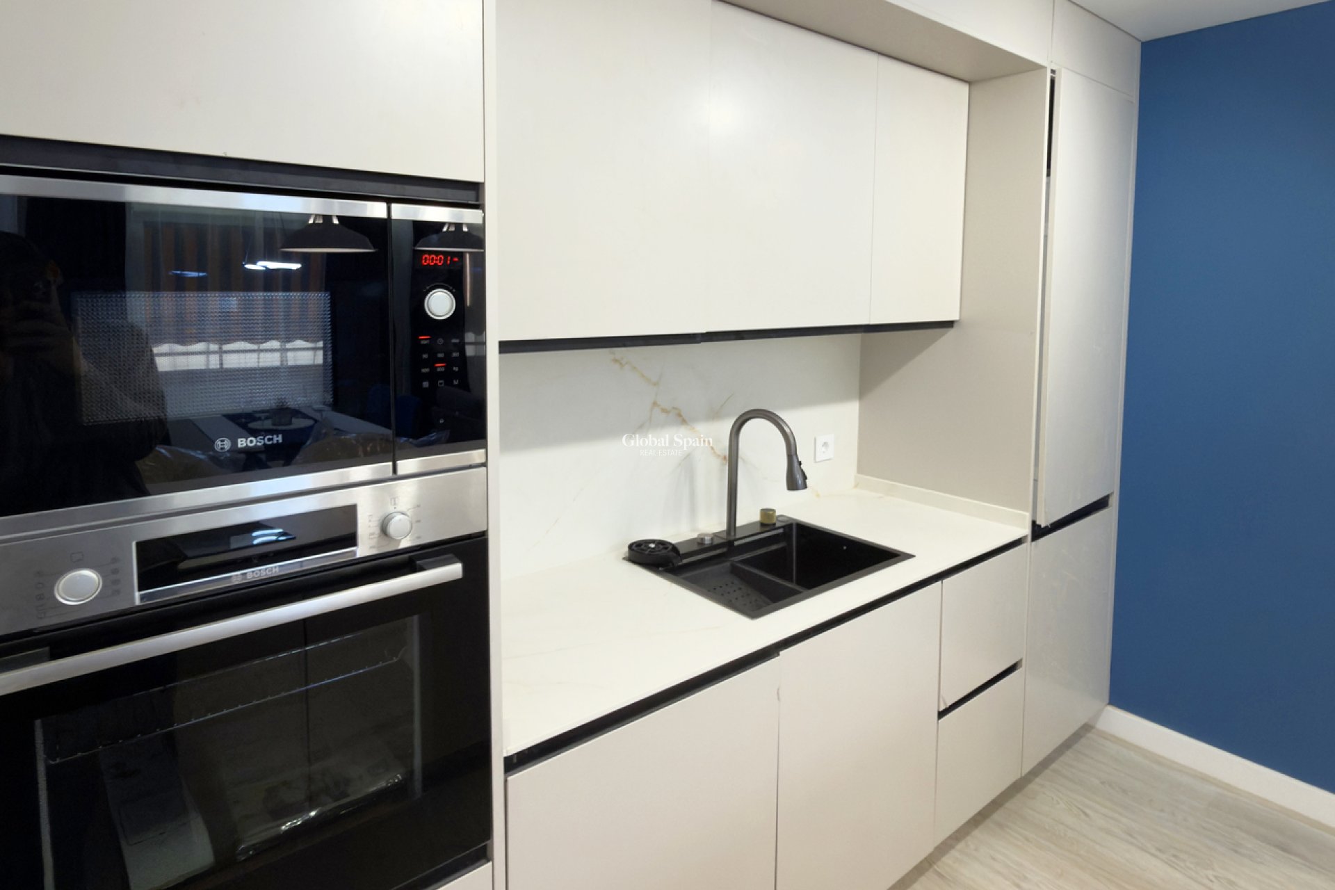 Wederverkoop - APPARTEMENT -
TORREVIEJA - Costa Blanca