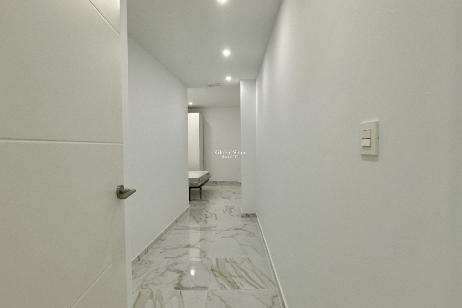 Wederverkoop - APPARTEMENT -
TORREVIEJA - Costa Blanca