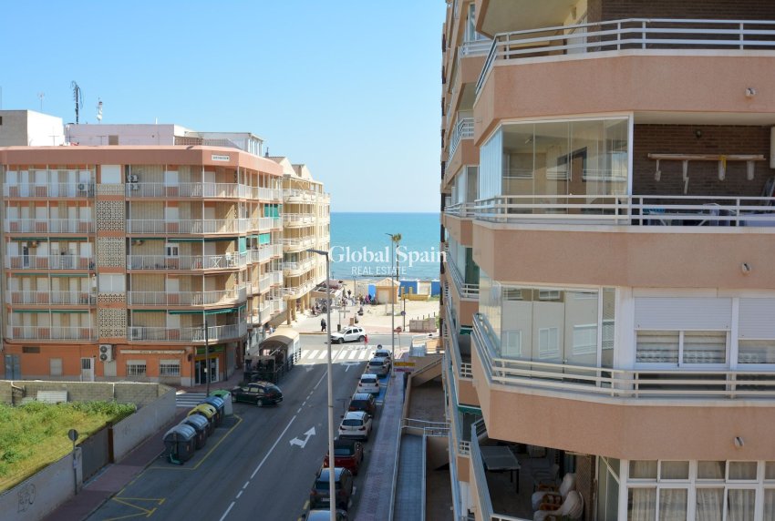 Wederverkoop - APPARTEMENT -
TORREVIEJA - Costa Blanca