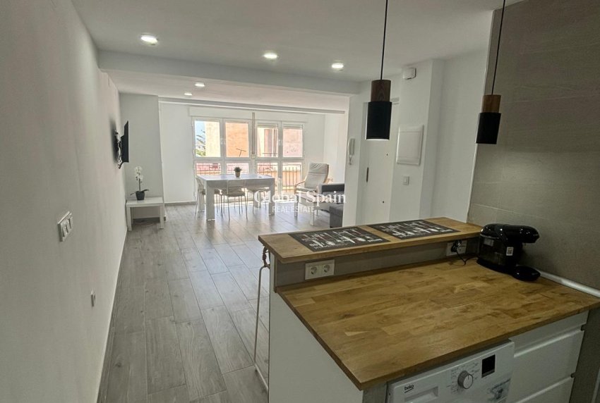 Wederverkoop - APPARTEMENT -
TORREVIEJA - Costa Blanca