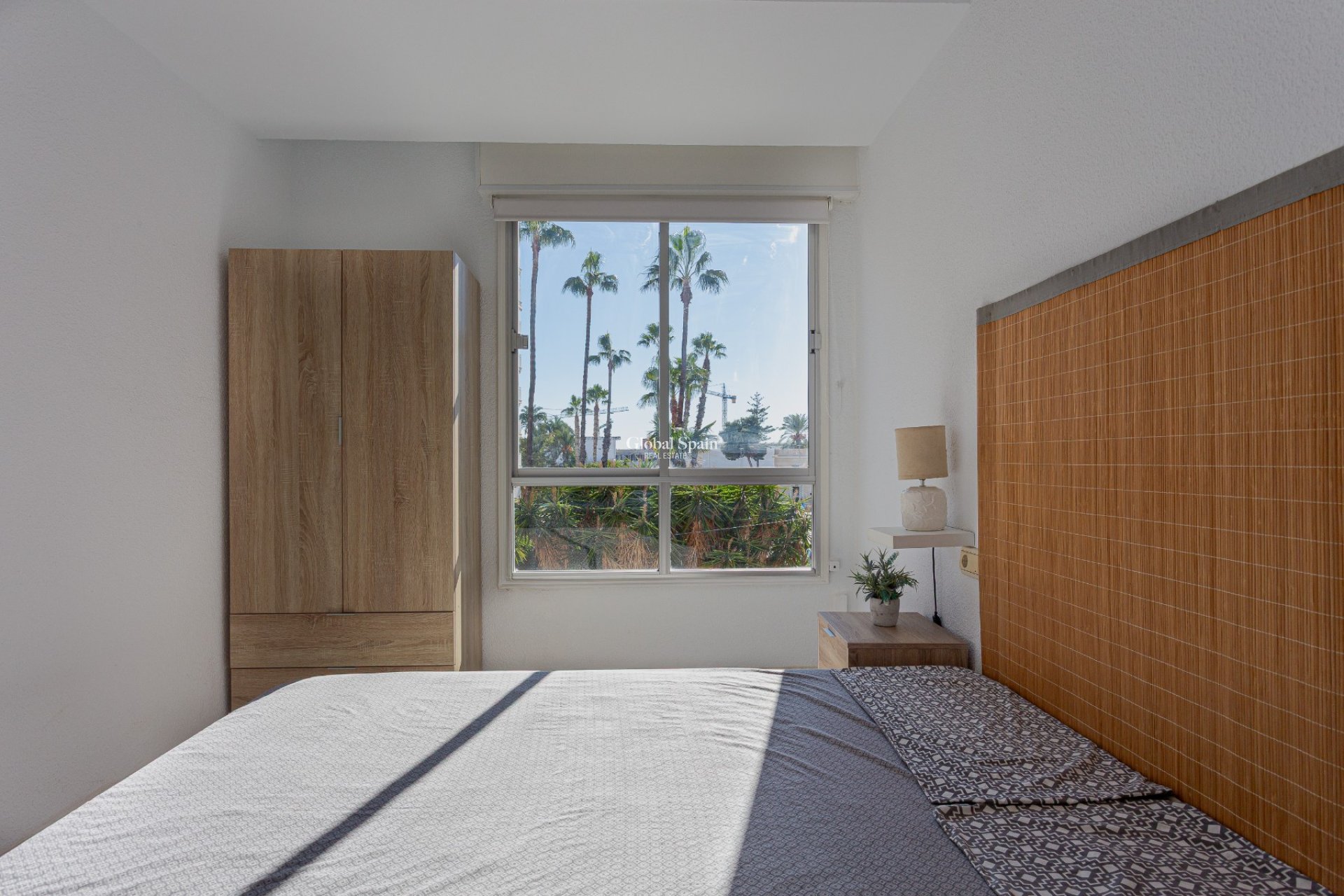 Wederverkoop - APPARTEMENT -
TORREVIEJA - Costa Blanca