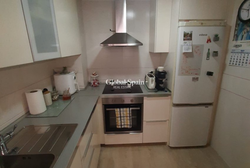 Wederverkoop - APPARTEMENT -
TORREVIEJA - Costa Blanca