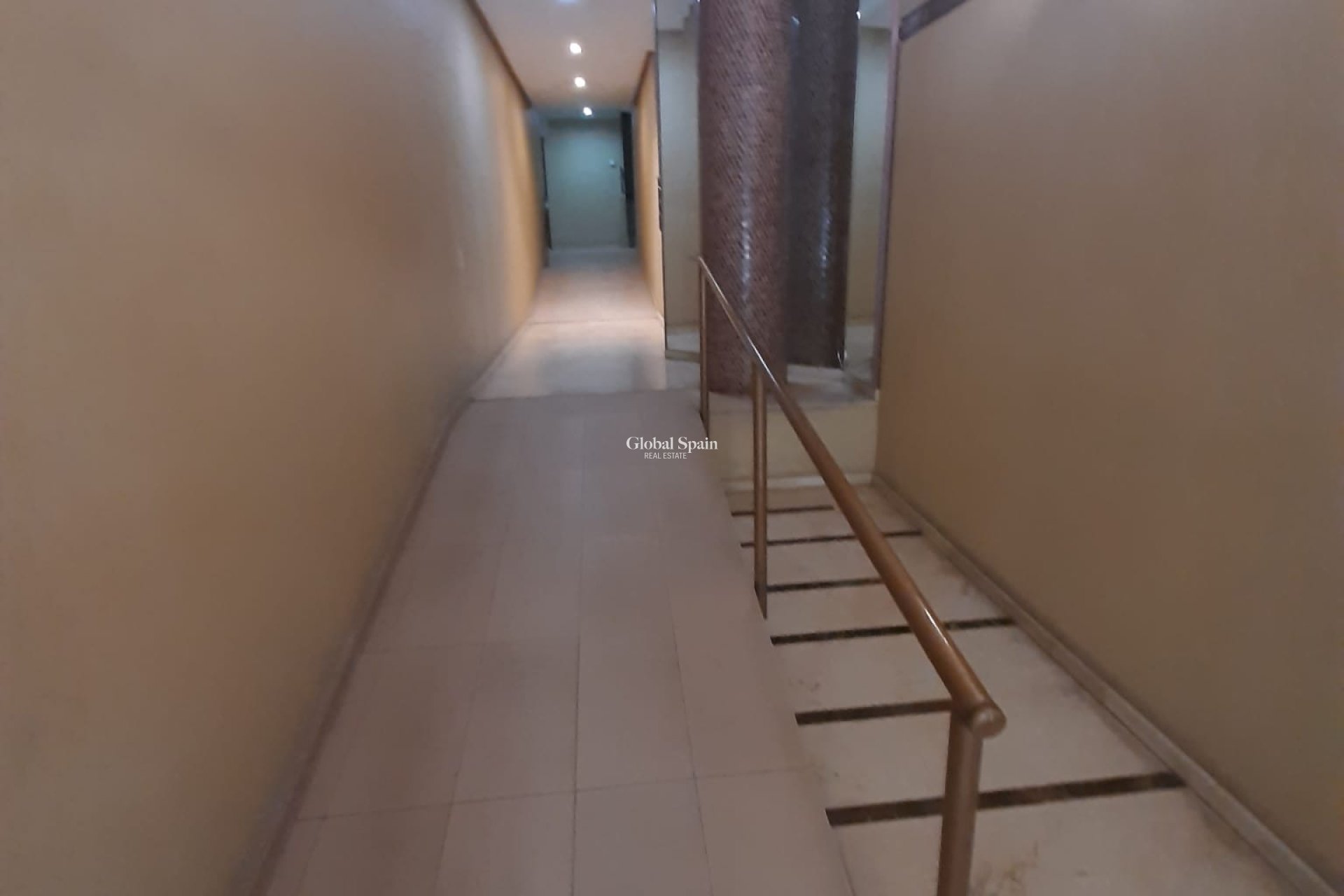 Wederverkoop - APPARTEMENT -
TORREVIEJA - Costa Blanca