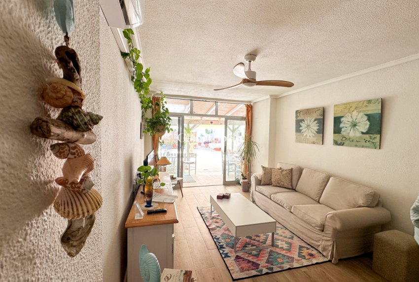 Wederverkoop - APPARTEMENT -
TORREVIEJA - Costa Blanca