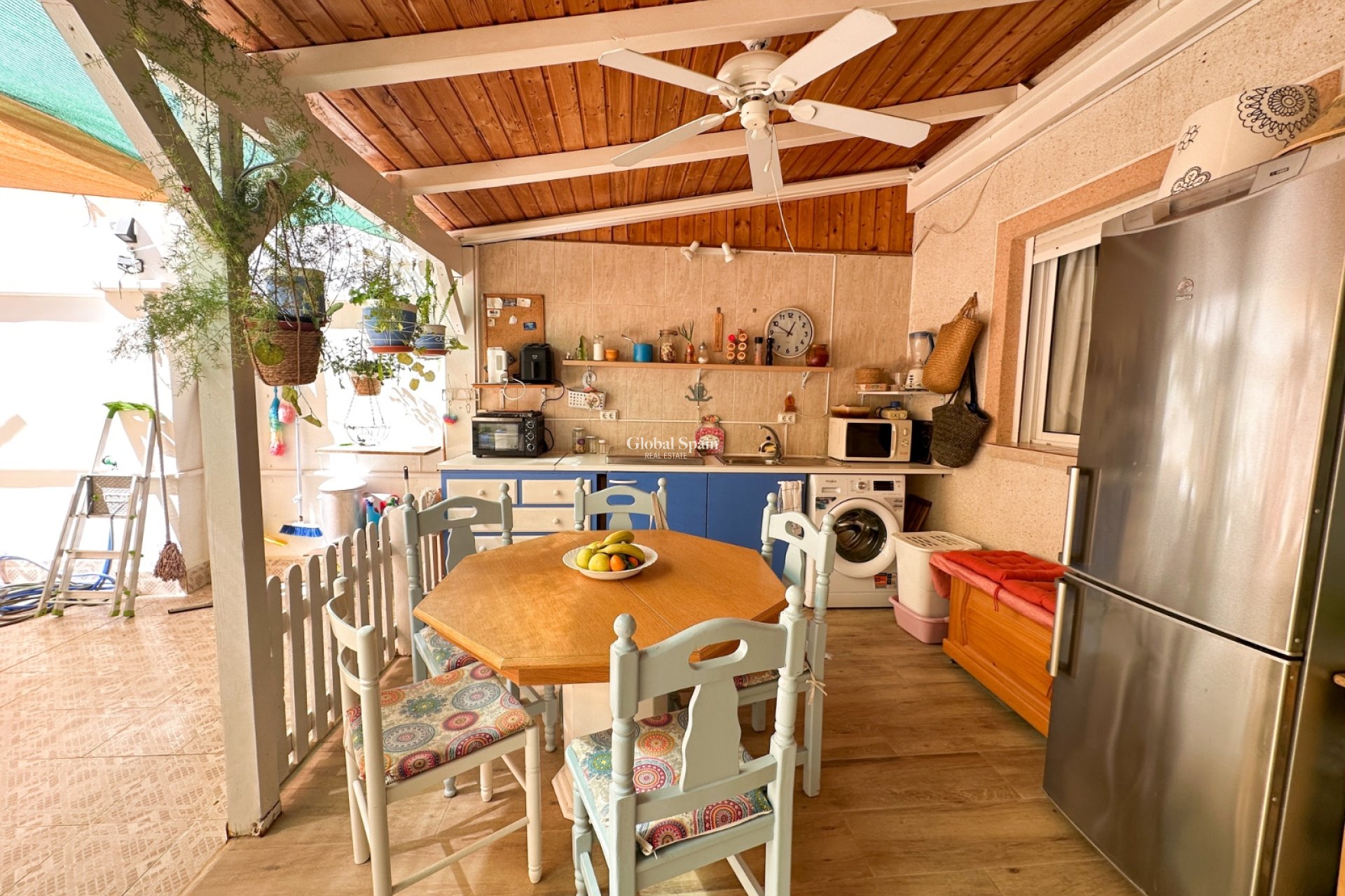 Wederverkoop - APPARTEMENT -
TORREVIEJA - Costa Blanca