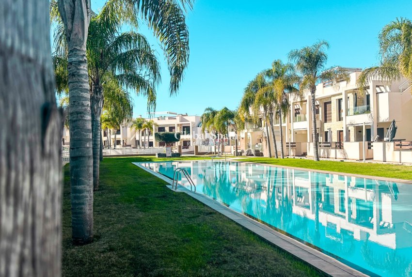 Wederverkoop - APPARTEMENT -
TORREVIEJA - Costa Blanca