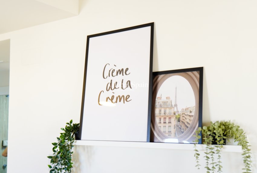 Wederverkoop - APPARTEMENT -
TORREVIEJA - Costa Blanca