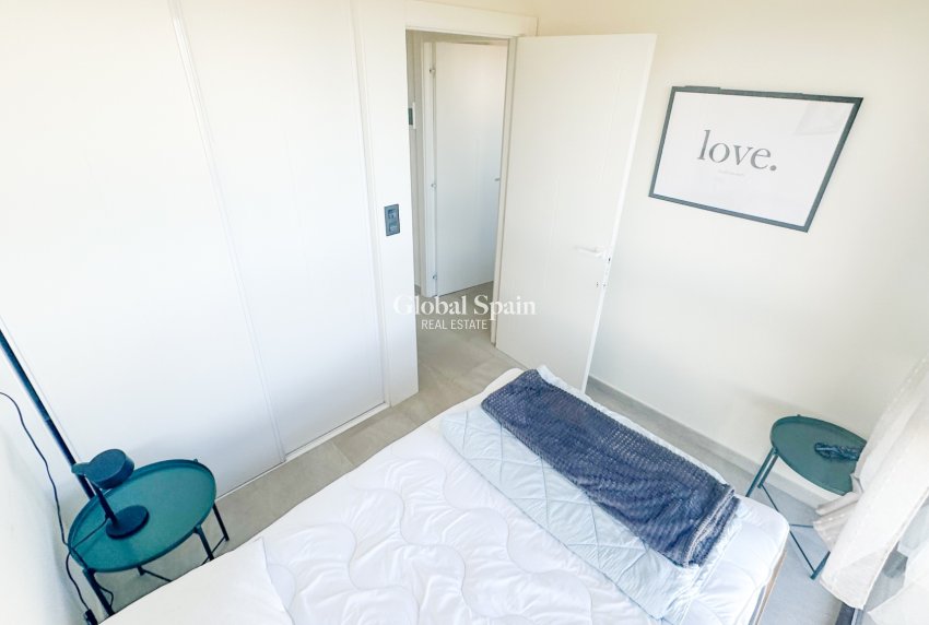 Wederverkoop - APPARTEMENT -
TORREVIEJA - Costa Blanca