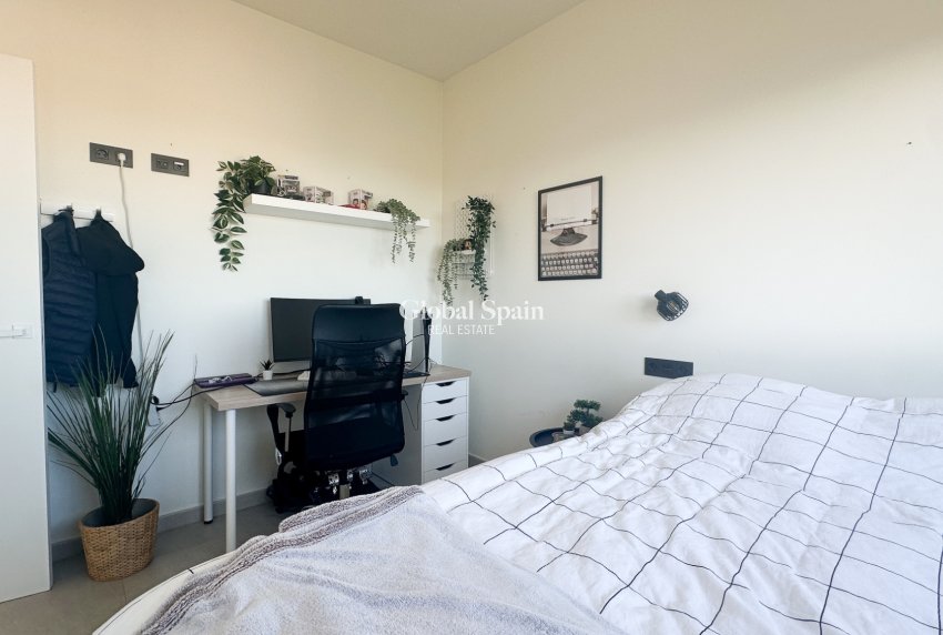 Wederverkoop - APPARTEMENT -
TORREVIEJA - Costa Blanca