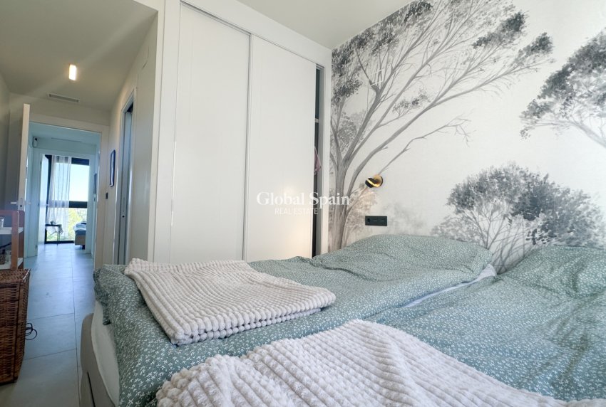 Wederverkoop - APPARTEMENT -
TORREVIEJA - Costa Blanca