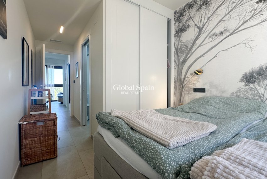 Wederverkoop - APPARTEMENT -
TORREVIEJA - Costa Blanca