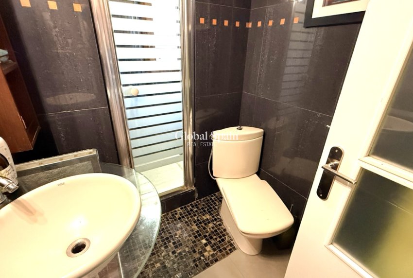 Wederverkoop - APPARTEMENT -
TORREVIEJA - Costa Blanca