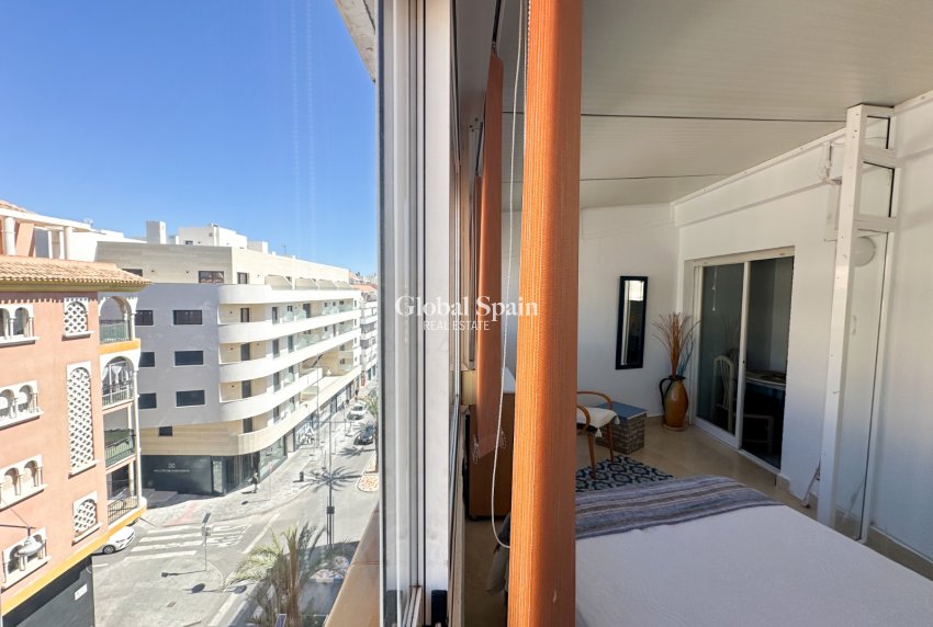 Wederverkoop - APPARTEMENT -
TORREVIEJA - Costa Blanca