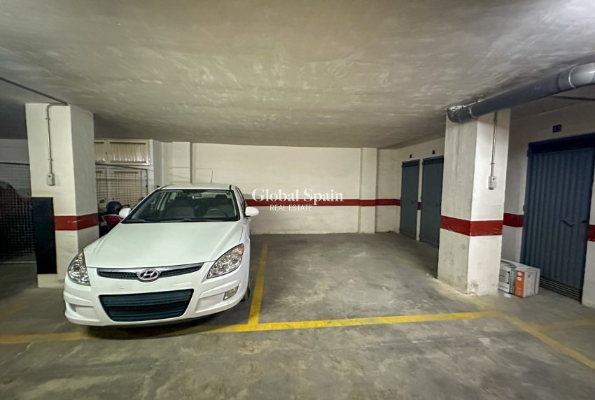 Wederverkoop - APPARTEMENT -
TORREVIEJA - Costa Blanca