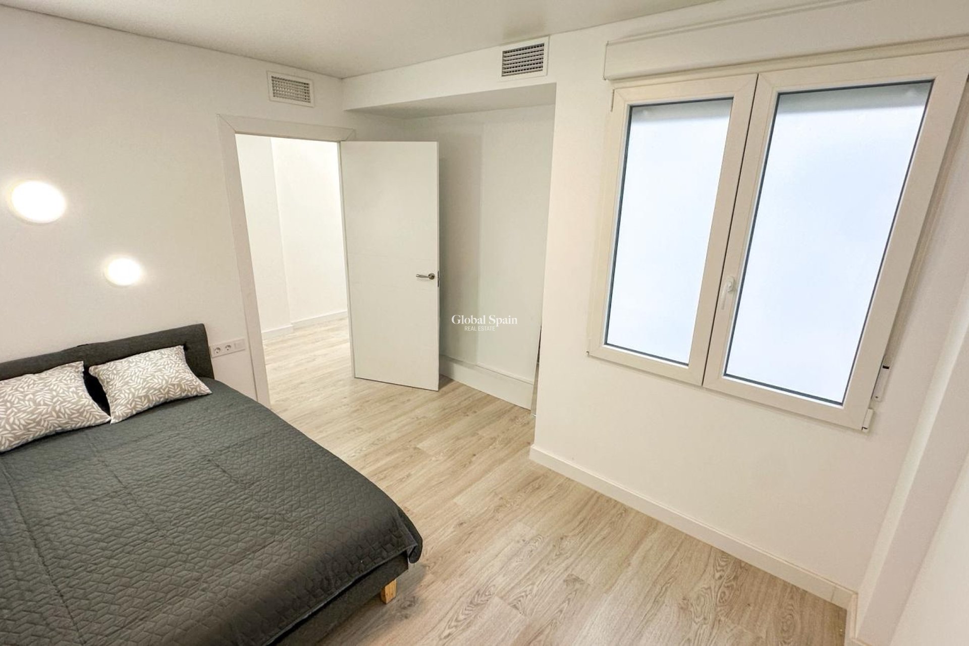 Wederverkoop - APPARTEMENT -
TORREVIEJA - Costa Blanca