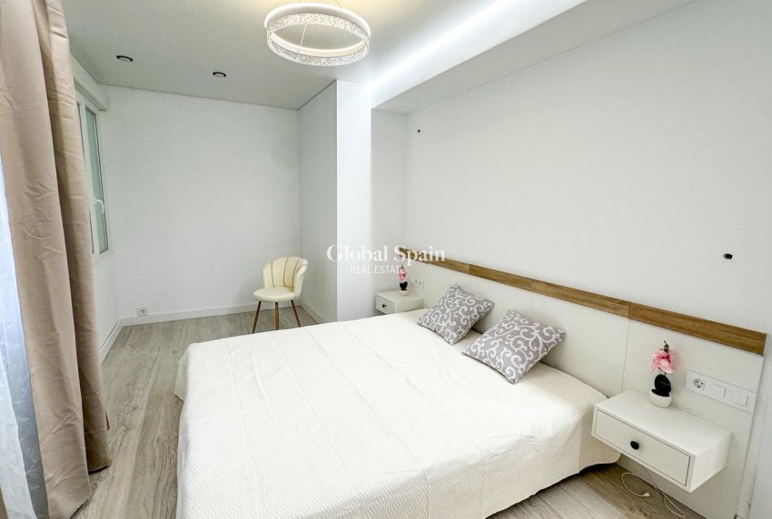 Wederverkoop - APPARTEMENT -
TORREVIEJA - Costa Blanca