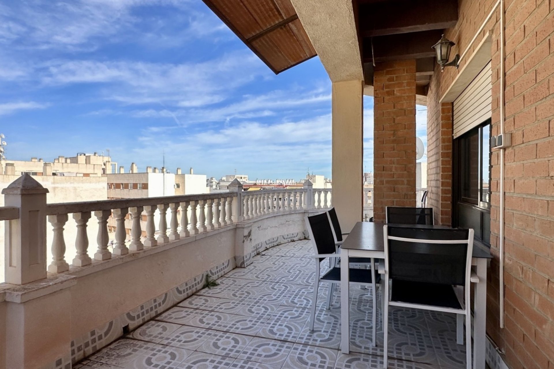 Wederverkoop - APPARTEMENT -
TORREVIEJA - Costa Blanca